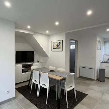 Little House For 6 People Near The River Canche Hébergement de vacances *