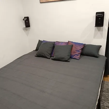 Little House For 6 People Near The River Canche